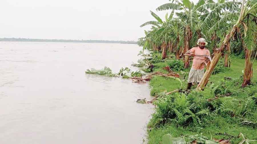 Will Kumargram be submerged in the river in the rainy season